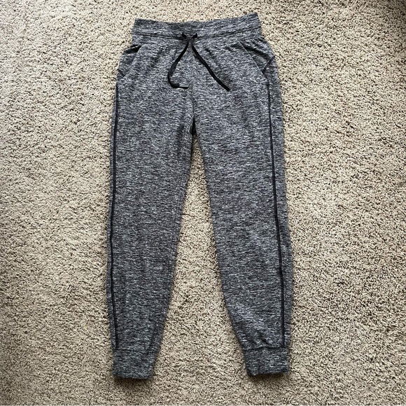 Lululemon Ready To Rulu Jogger *Fleece* - Picture 3 of 8